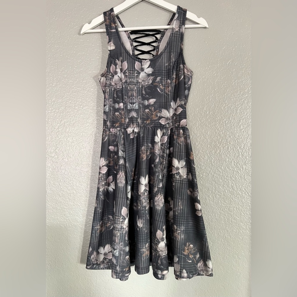 Jessica Simpson Lace Back Dress